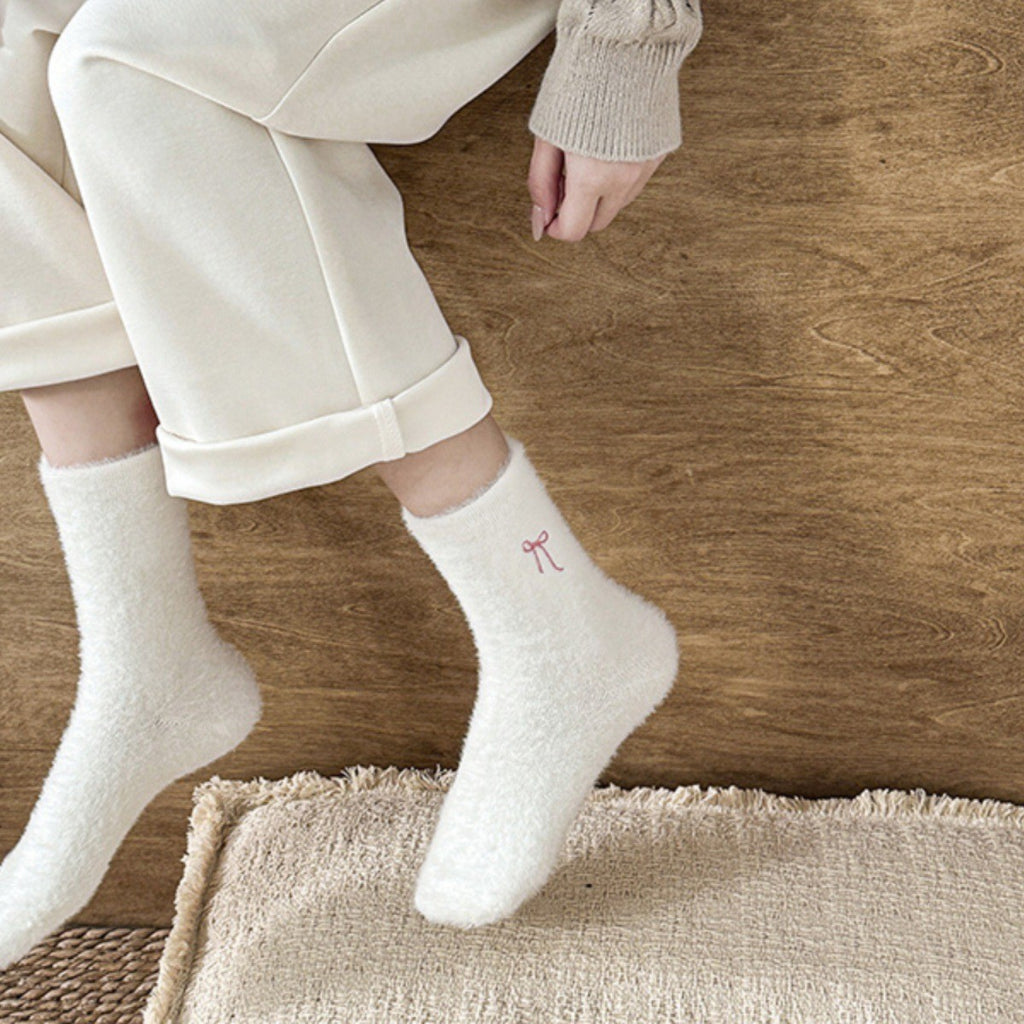 Mink Velvet Bow Socks
